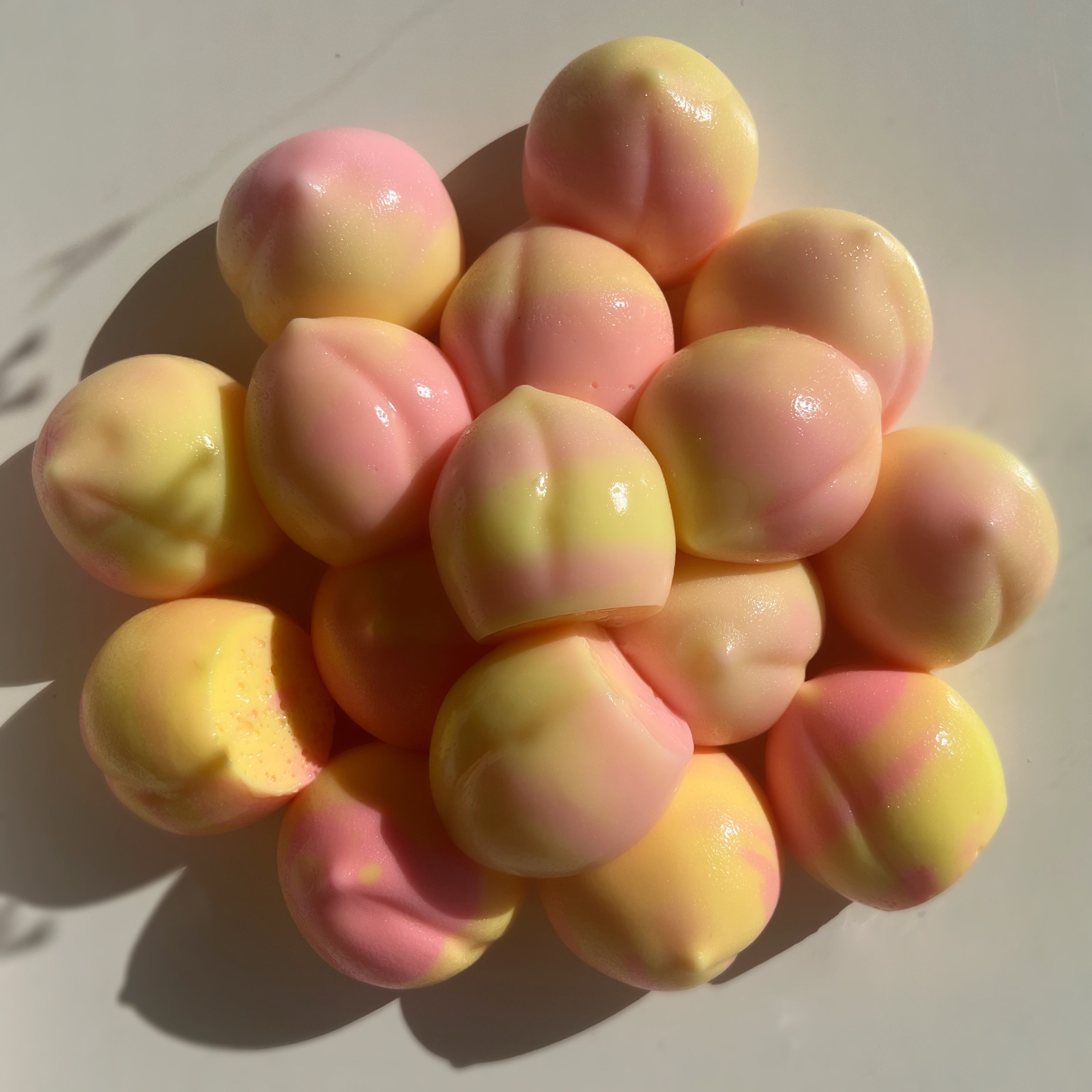 Peachy - Creamy jelly soap – Gilaas Soap