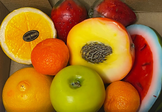 Turkish fruit box - summer fruits