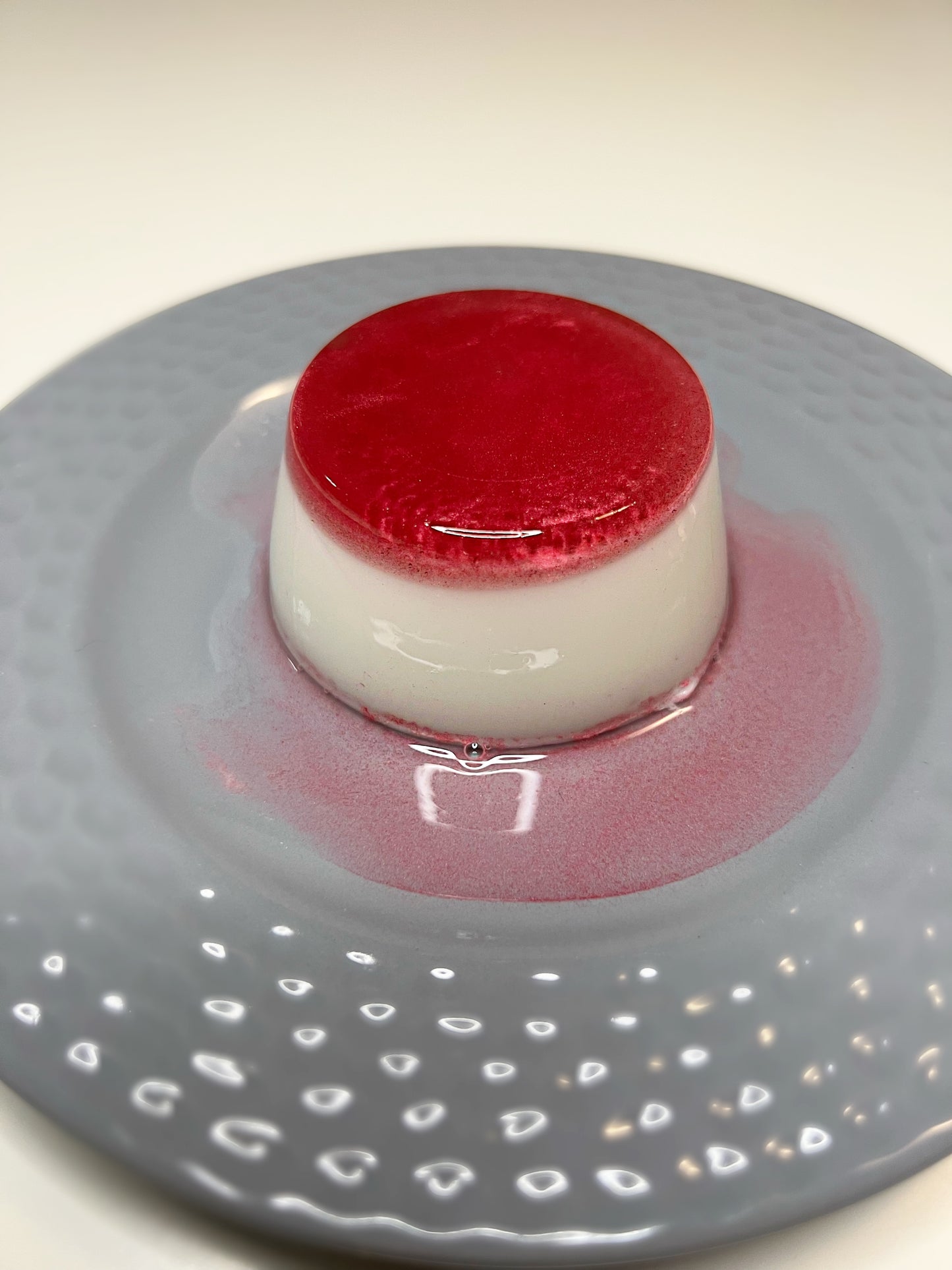 Strawberry Panna cotta - Jelly soap